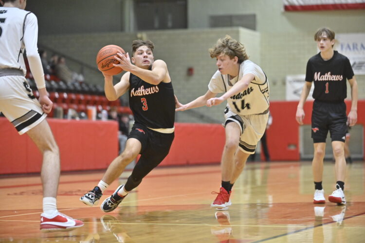 Toto hits milestone, helps Mathews take down Struthers in 2OT