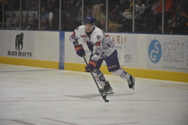 Phantoms score five unanswered to down Fargo