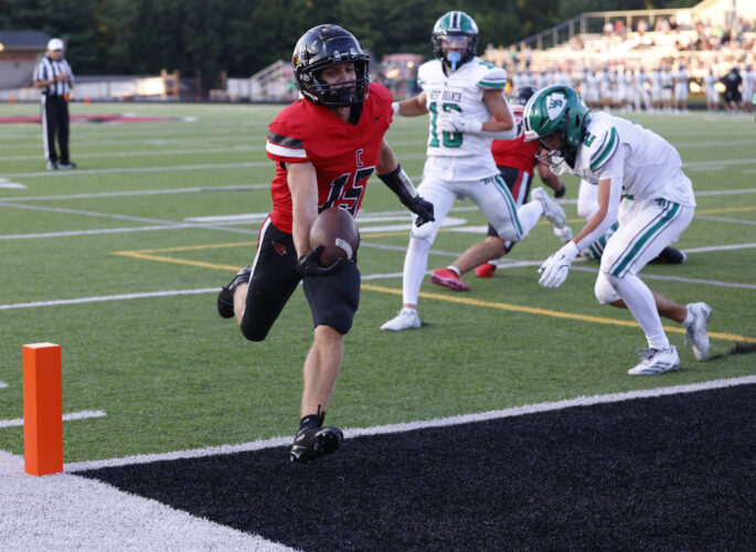 Two special teams TDs lift Canfield past West Branch