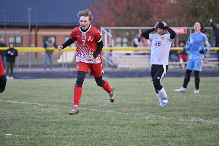 Badger ekes out district semis win vs. South Range