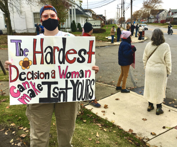 Demonstrators rally in Youngstown for reproductive rights