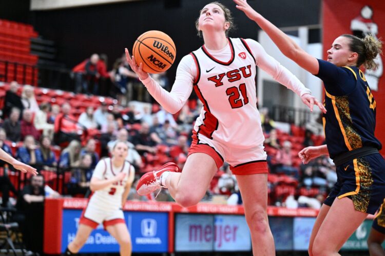 Toledo pulls away late to hand YSU 69-65 defeat