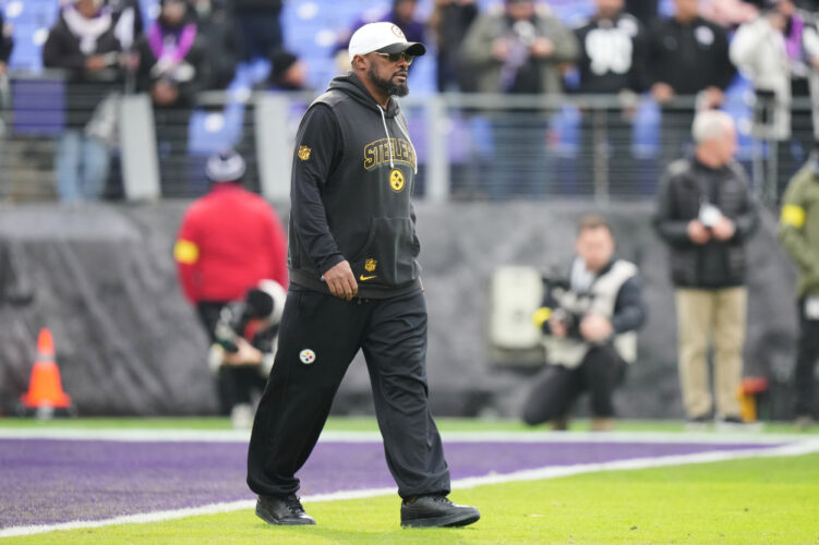 Steelers hope to build on win when facing Dolphins