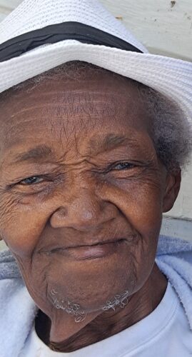 Youngstown police looking for elderly missing woman