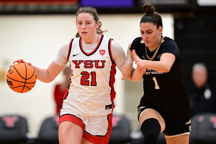 YSU responds, bounces back with 58-54 victory over Purdue Fort Wayne YSU responds, bounces back with 58-54 victory over Purdue Fort Wayne