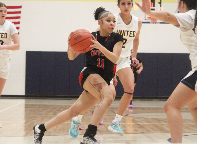 Campbell&rsquo;s upset slips away in 4th vs. United