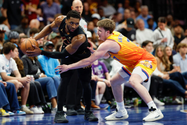 Cavs beat Hornets for another win