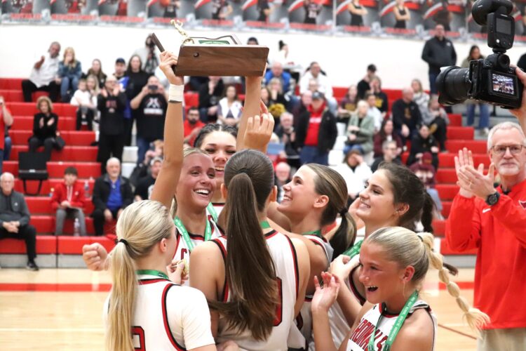 Canfield downs Avon Lake to win 3rd district title in four years Canfield downs Avon Lake to win 3rd district title in four years