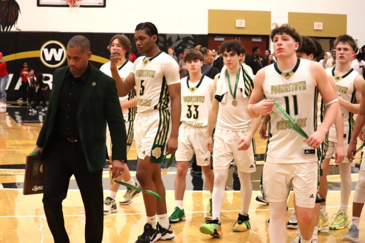 Ursuline falls to Hawken for second straight year