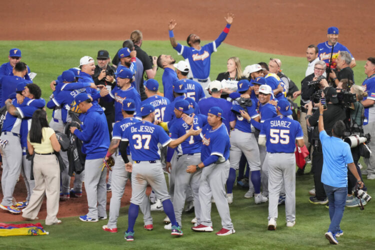 Venezuela beats US to win first World Baseball Classic title