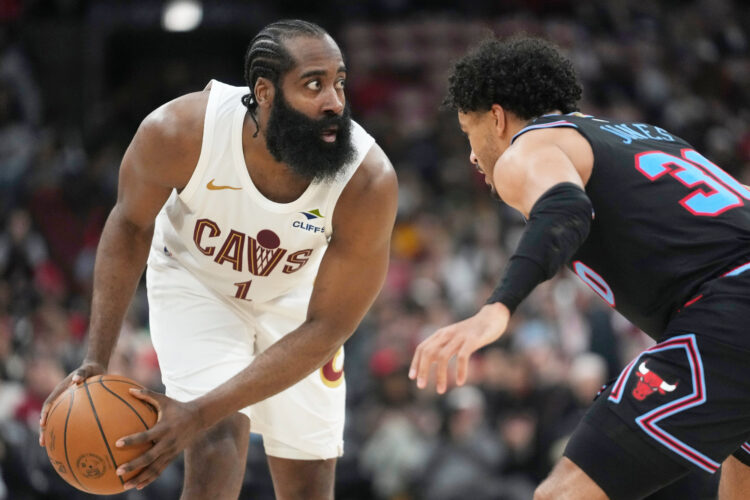 Cavaliers hang on vs. Bulls, 115-110