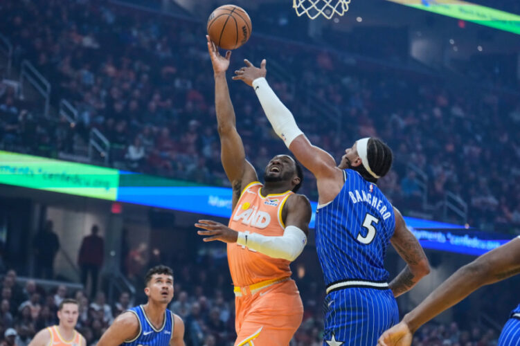 Mitchell scores 42 as Cavs defeat Magic