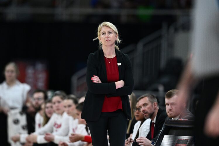 Jackson signs 2-year contract extension with YSU