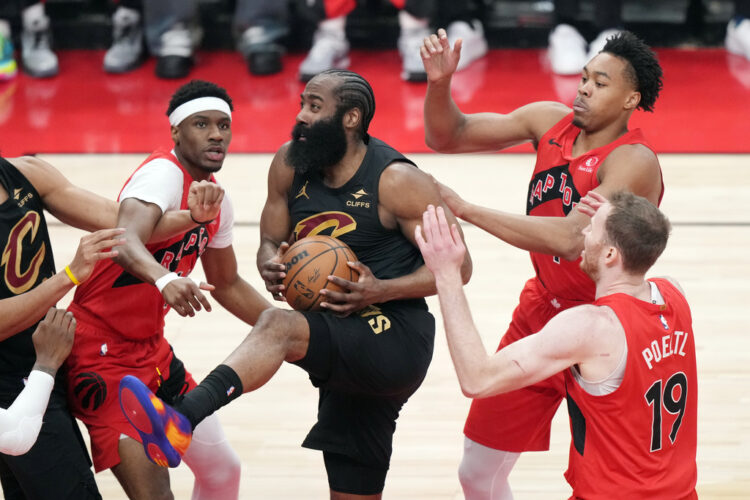 Barrett hits winning 3-pointer in OT as Raptors beat Cavaliers
