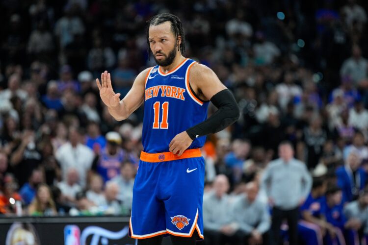 Brunson scores 45 as Knicks top Spurs for title Brunson scores 45 as Knicks top Spurs for title