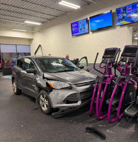Warren man wanted after crash at gym
