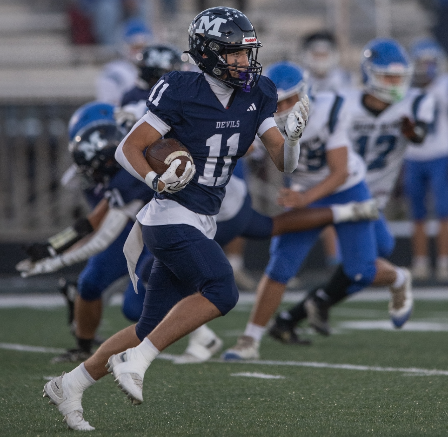 McDonald moves to 6-0 with win over Jays