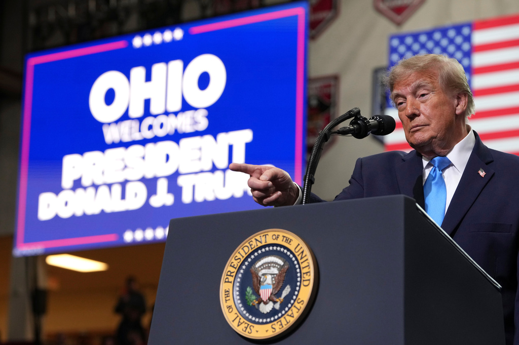 Trump visits Ohio, pledges payments to seniors for Medicare premiums