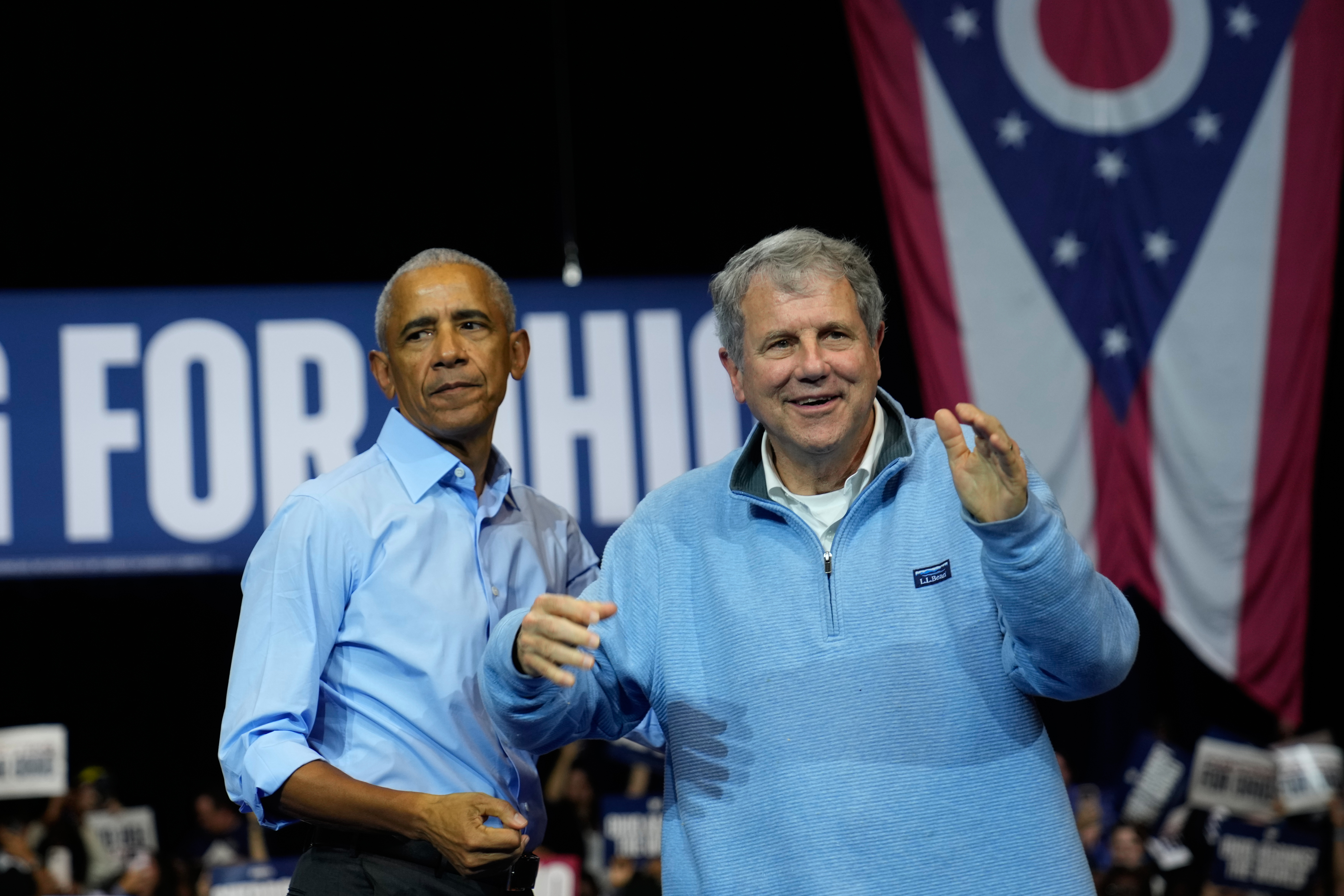 Obama rails against &lsquo;indecency&rsquo; of Trump at NE Ohio rally
