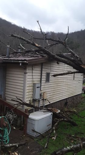 High Winds Cause power outage and property Damage | News, Sports, Jobs - Vimarsana News