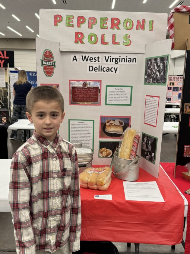 Social Studies Fair -New Martinsville School Student Places Third at State | News, Sports, Jobs - Vimarsana News