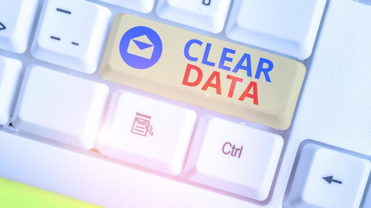 Invoice data extraction