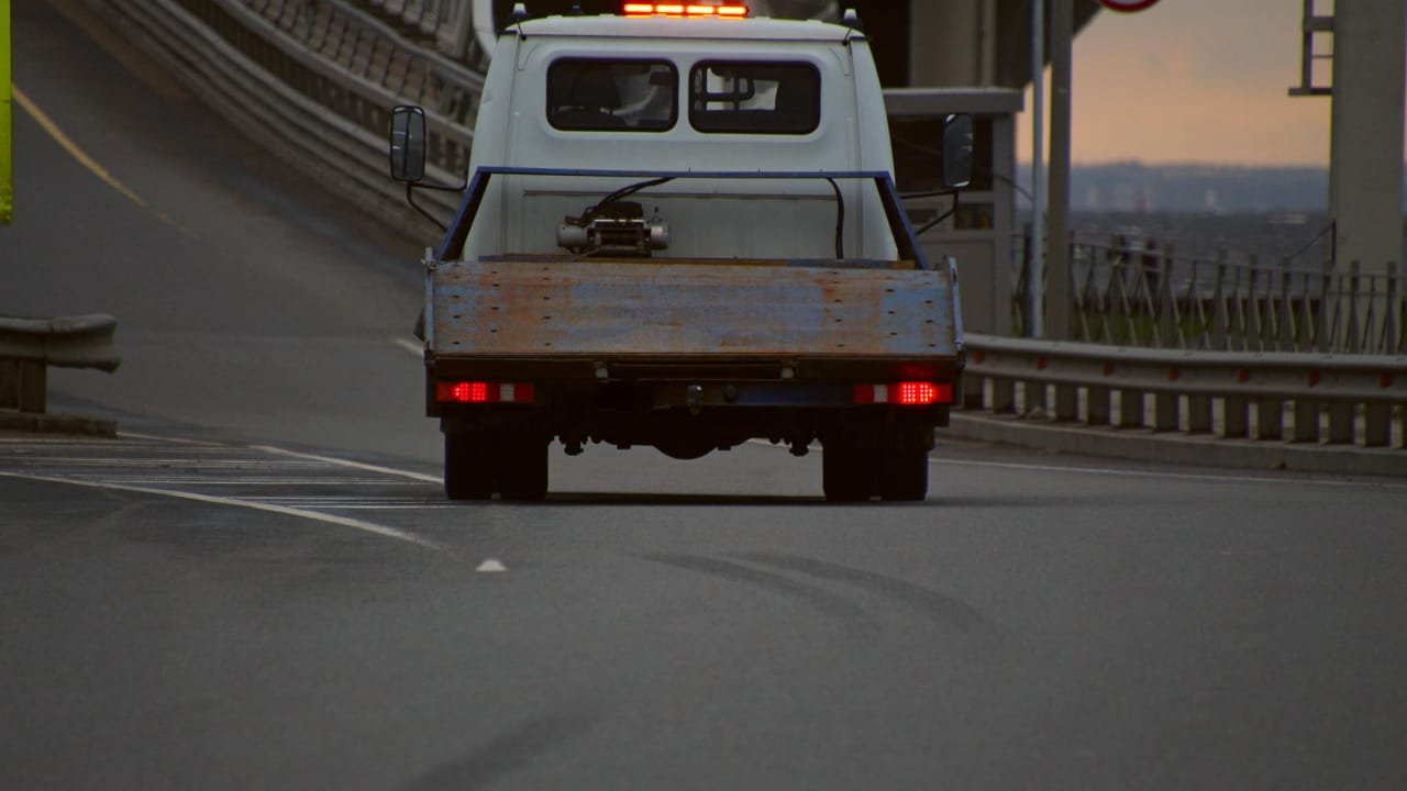 where is the nearest towing company