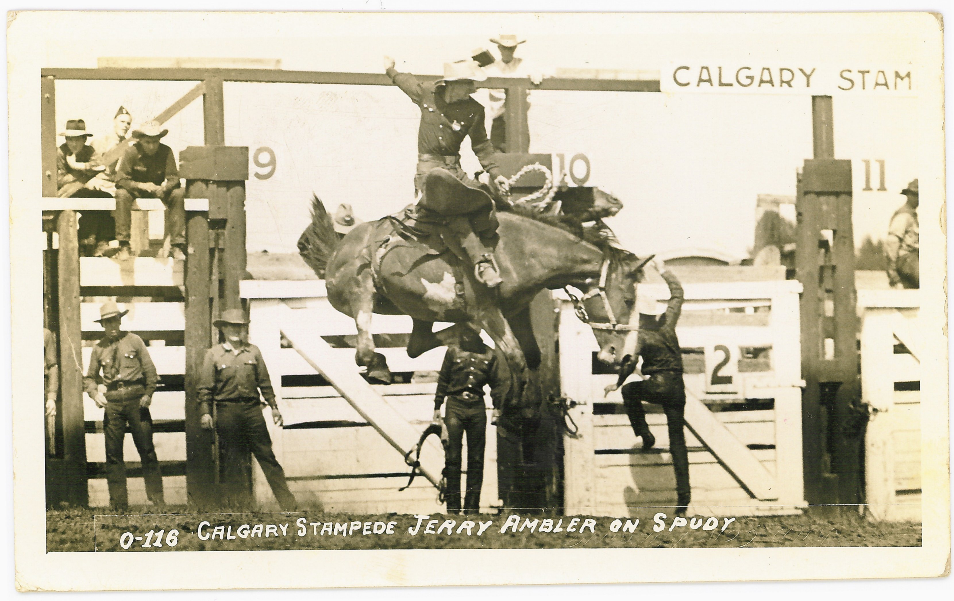 CS.2004.40.385 f.jpg