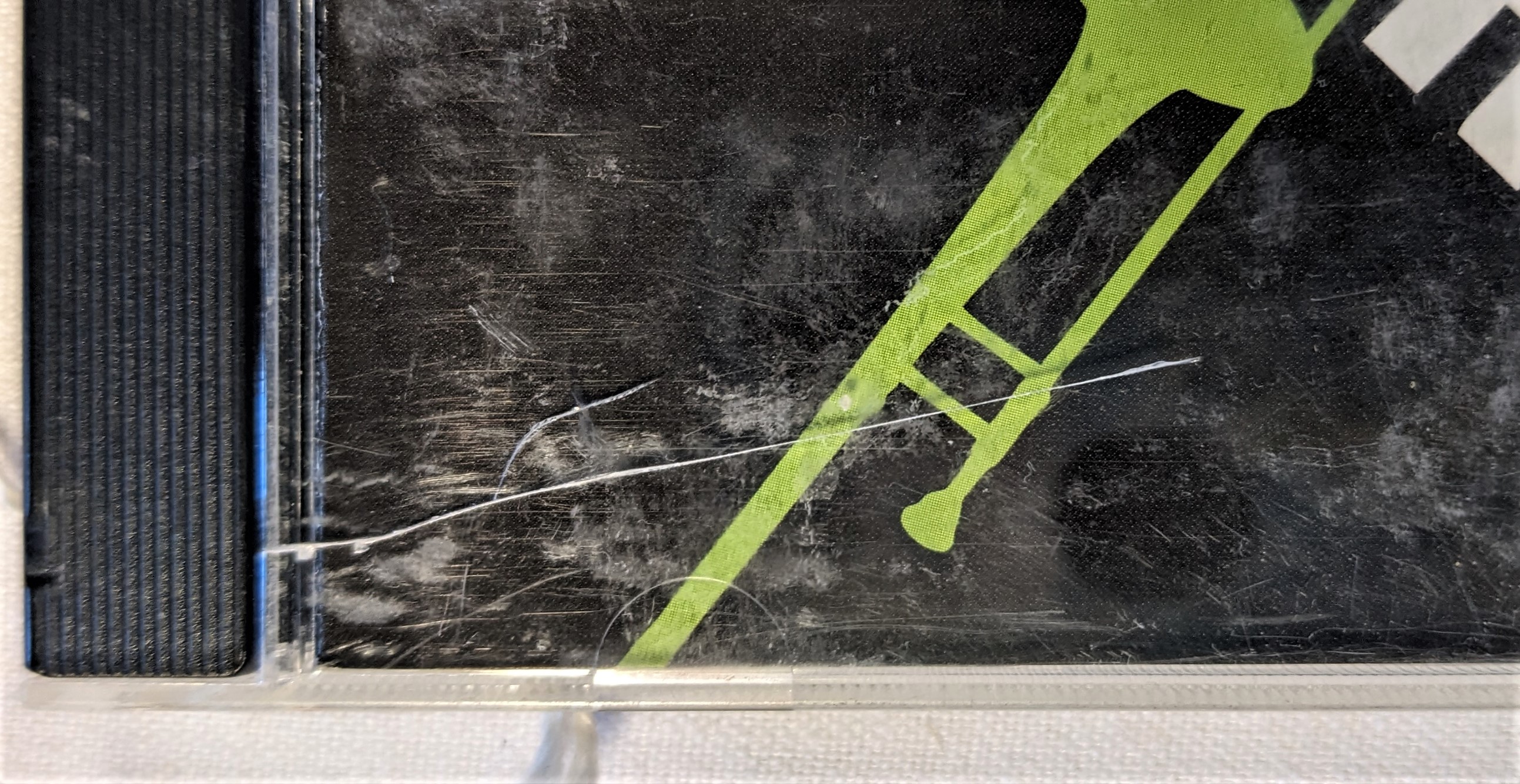 CS.2023.37.14 Front crack.jpg