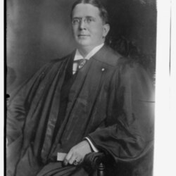 Judge_Victor_Dowling_seated_in_judicial_robes_LCCN2014685280.tif.jpg