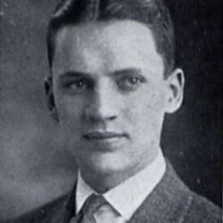 HowardCoonleyHollis.JPG