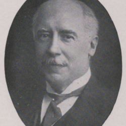 Thomas_Cuming_Hall 1914.JPG