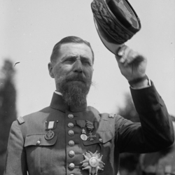 Général_Gouraud_1923.jpg