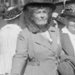 Maud Howe Elliott.PNG