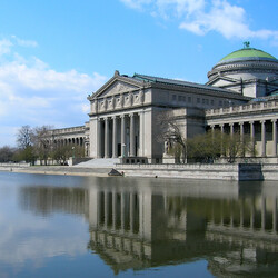 Museum_of_Science_and_Industry_(Chicago).jpg