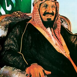 Abdulaziz_II_of_Saudi_Arabia_portrait.jpg
