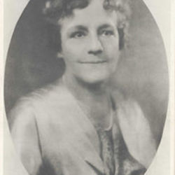 Clara_Guthrie_d'Arcis.jpg