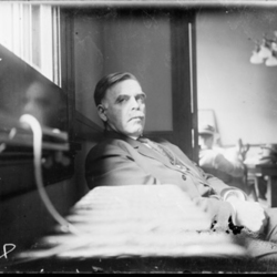 1911_Police_Chief_John_McWeeny.jpg