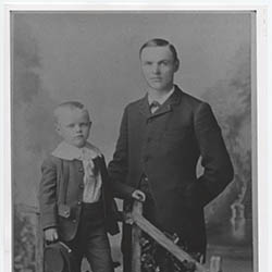 Clarence and Paul Darrow.jpg