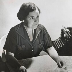Anne_O'Hare_McCormick_in_1941.jpg