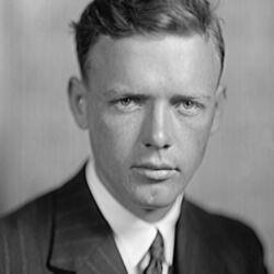 800px-Col_Charles_Lindbergh.jpg