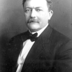 Florida_Governor_Albert_W._Gilchrist.jpg