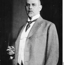 Bundesarchiv_Bild_183-L40010,_Walter_Rathenau.jpg