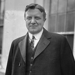 Clarence_Dill_1922.JPG