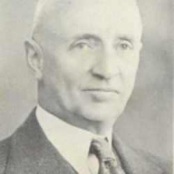 Screenshot 2025-07-28 at 12-36-49 U.S. School Yearbooks 1900-2016 - AncestryLibrary.com.png