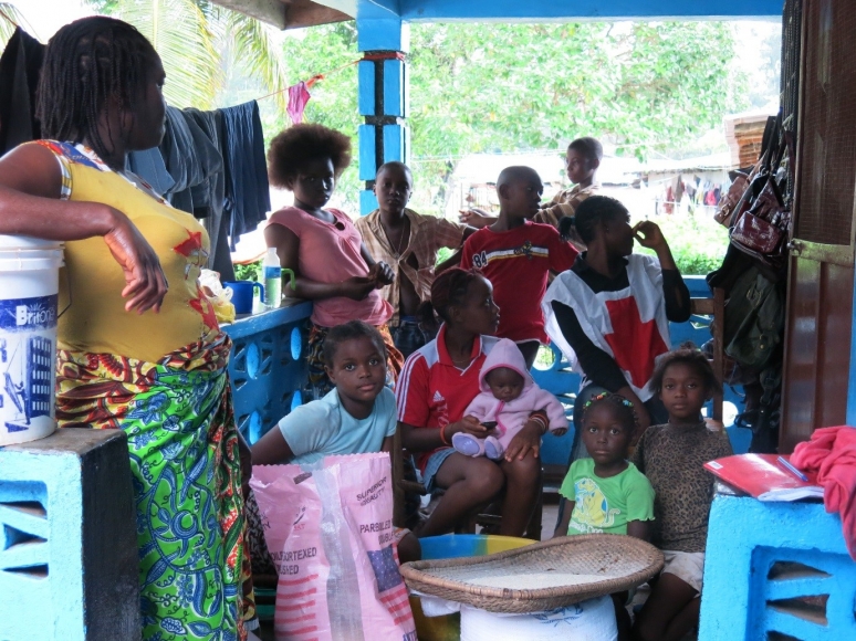 ONE In photos Living in Liberia’s Ebola quarantine towns