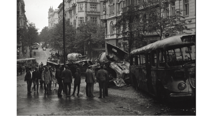 1968: París i Praga 1
