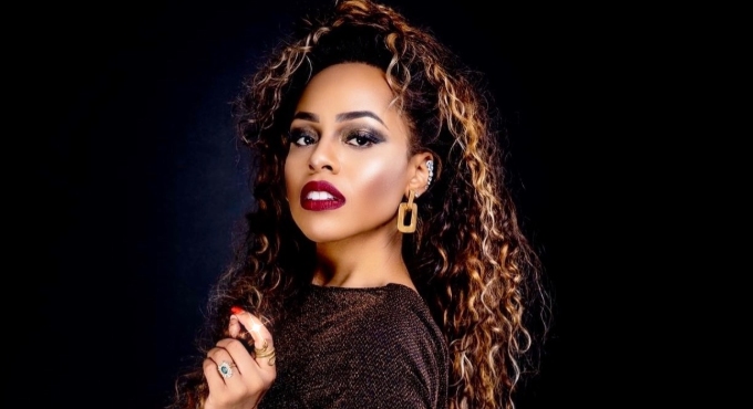 Lauren Henderson