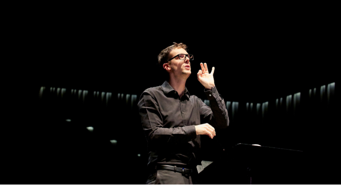 Coro da Osesp recebe Pierre-Fabien Roubaty