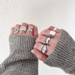 Onecklace - Instagram